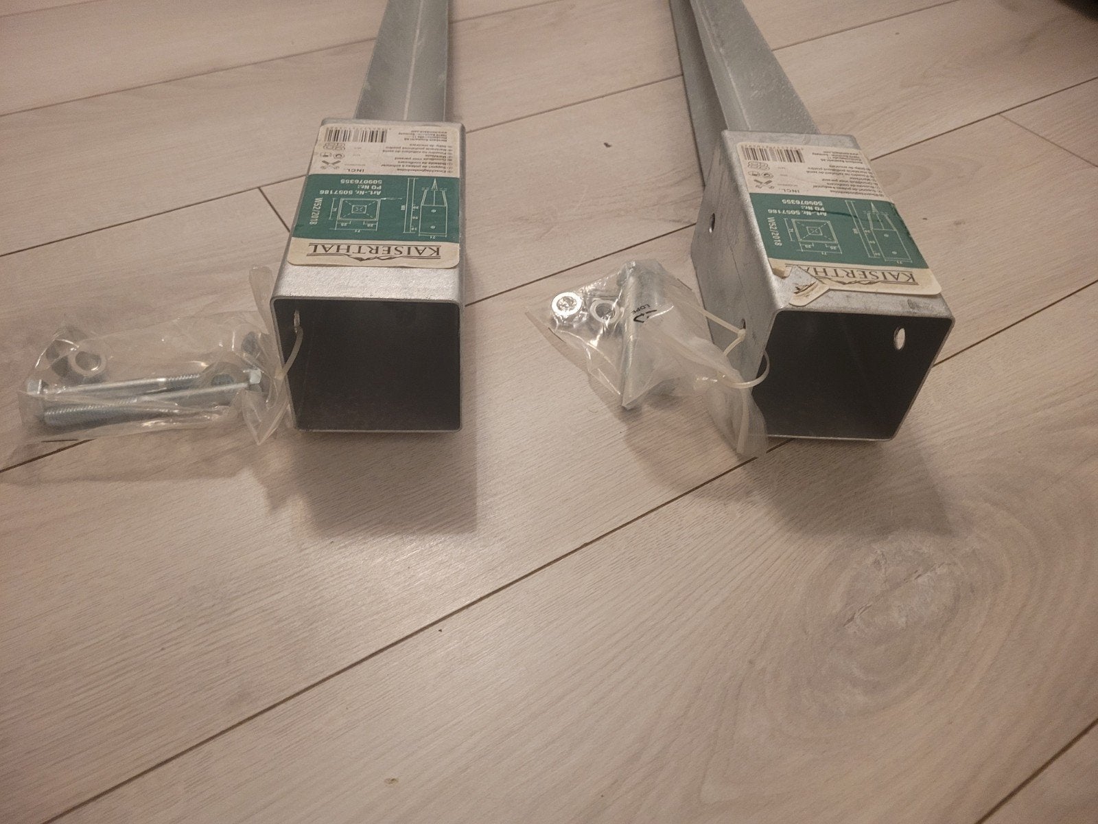 Nieuw paalhouder , parasolhouder 71x71x900 mm gezinkt
