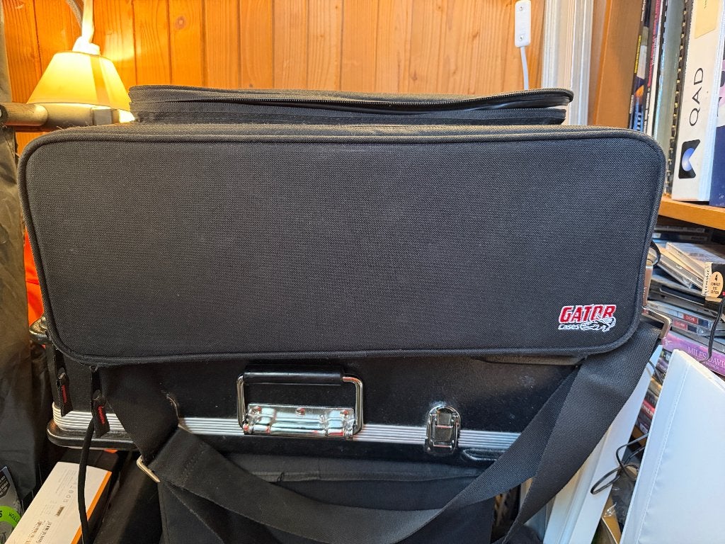 Foto 10 van Kemper Profiler Powerrack + Remote + EXP + Sofcase