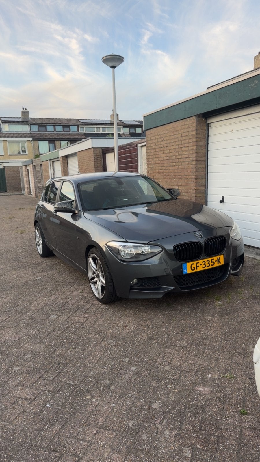 BMW 1-Serie 116i KETTING VERVANGEN LAGE KM STAND, 4 cilinders, 1200 kg, 650 kg, Particulier
