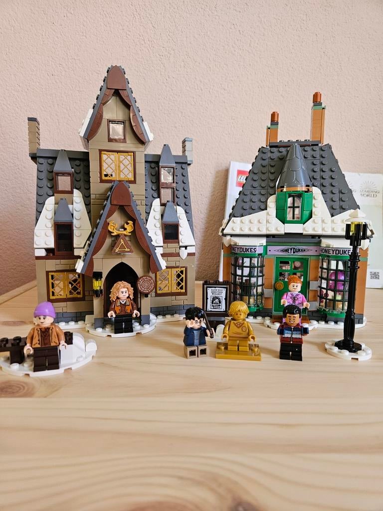 Harry potter lego - hogsmeade, Lego, Harry Potter, Ophalen of Verzenden, Zo goed als nieuw