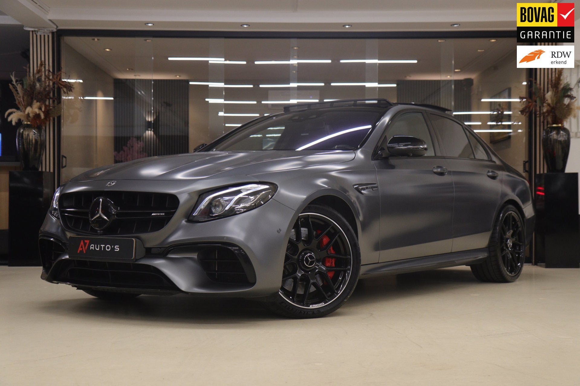Mercedes-Benz E-klasse AMG 63 S 4MATIC+ PANO/360CAM/CARPLAY/, Auto's, Automaat, Gebruikt, Sedan, 3982 cc