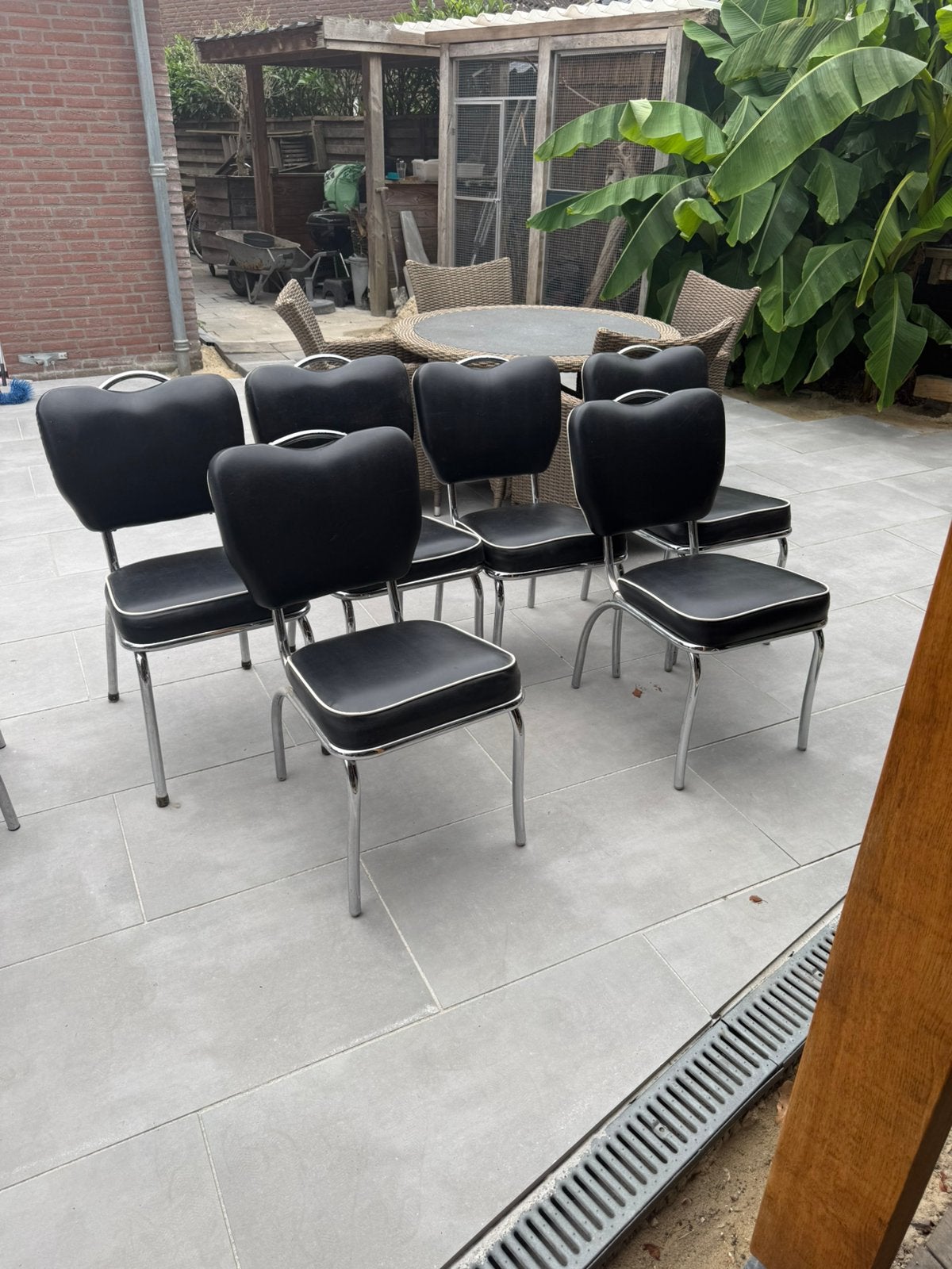 Oude stoelen, Ophalen, Gebruikt, Zwart, Oud
