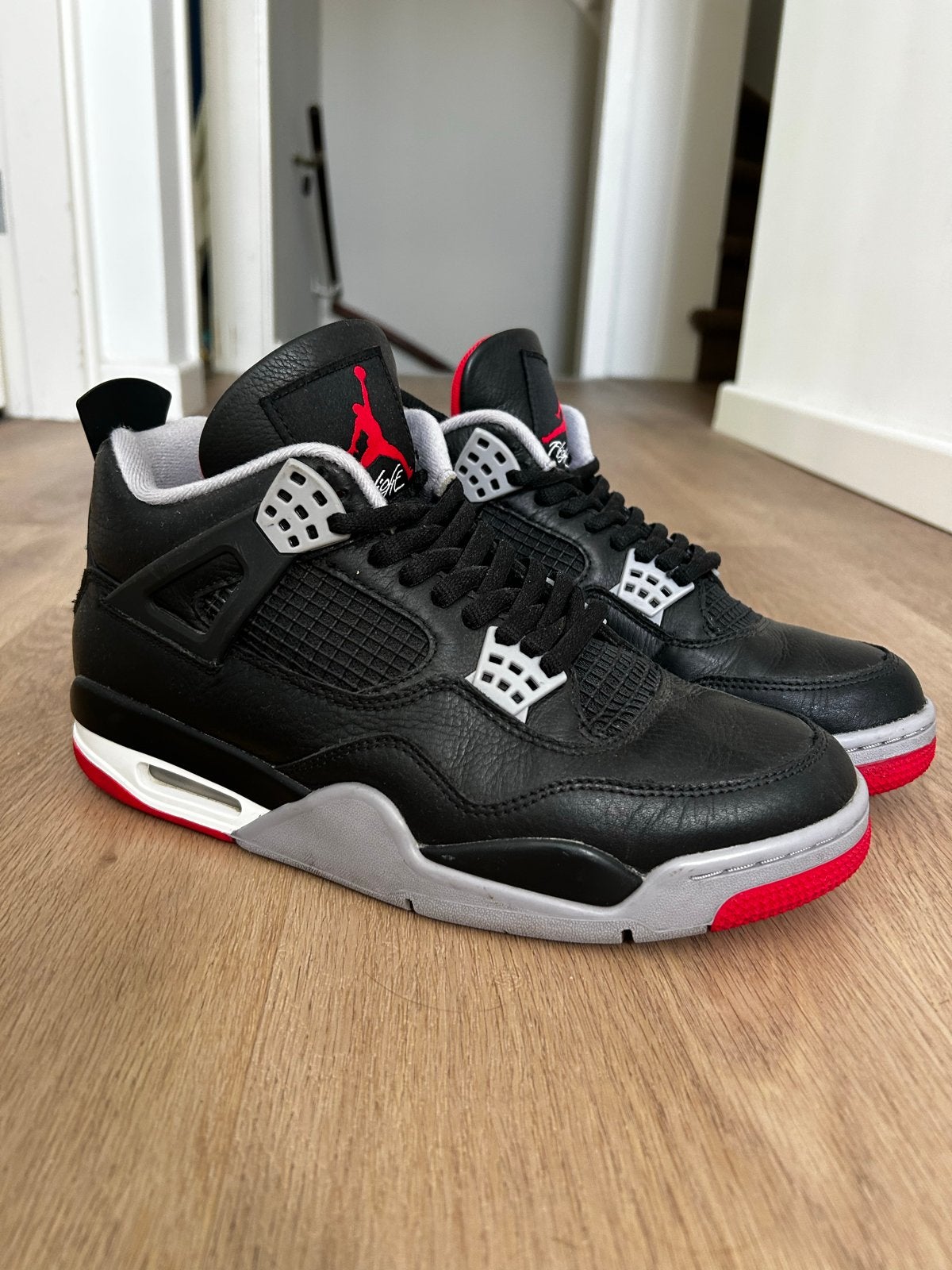 Nike Air Jordan 4 Retro Bred, Ophalen, Gedragen, Zwart, Sneakers of Gympen