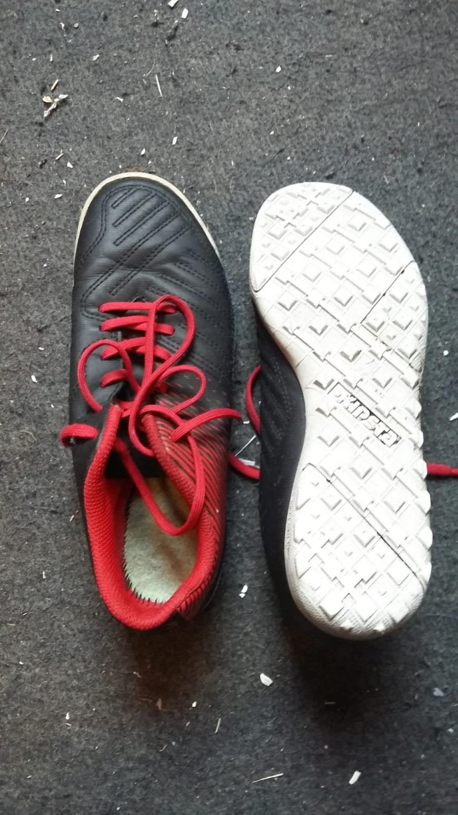 Kipsta voetbalschoenen maat 37, Ophalen of Verzenden, Gebruikt, Schoenen