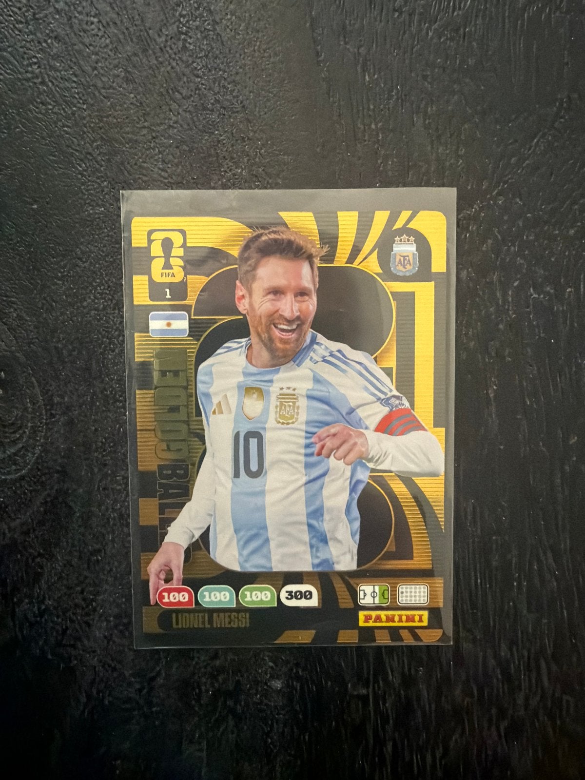 Panini FIFA 365 Lionel Messi Golden Baller WK, Ophalen of Verzenden, Zo goed als nieuw, Buitenlandse clubs, Spelerskaart