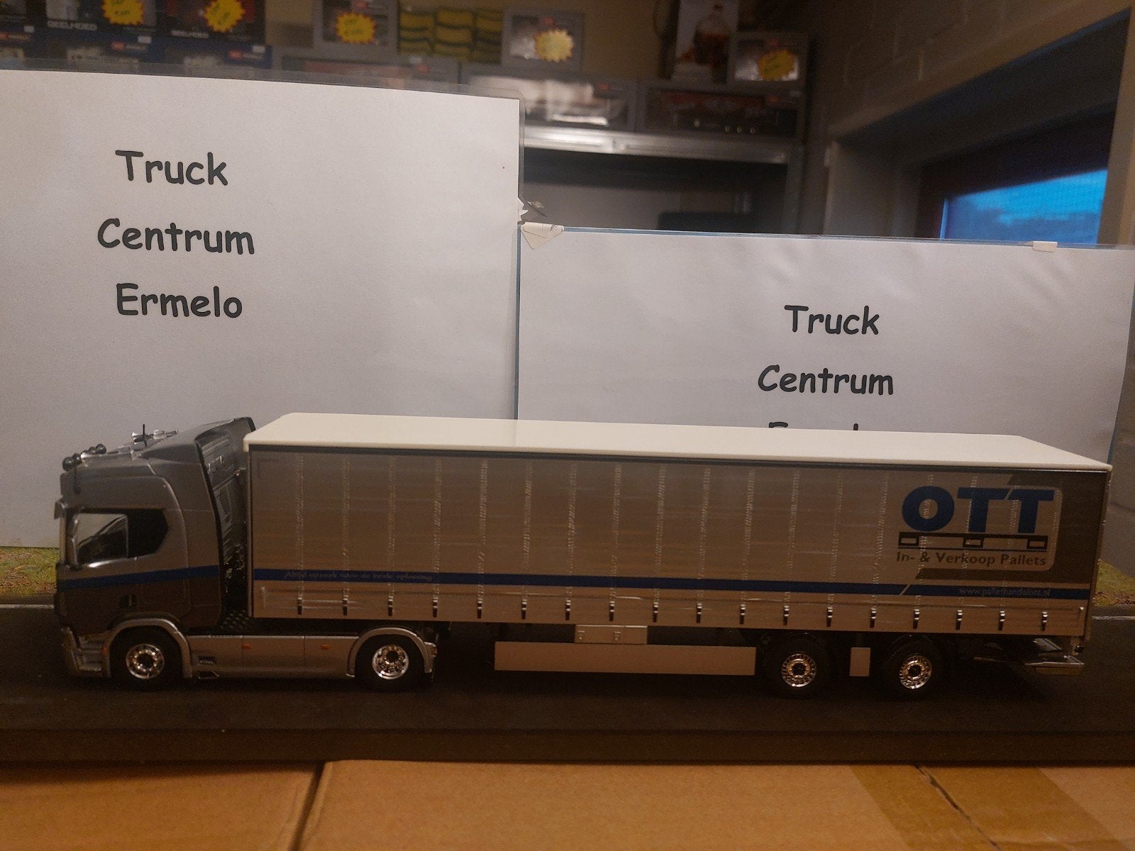 Pallethandel Ott
Scania Next Gen R-serie Highline met 2-assi, Ophalen of Verzenden, Nieuw, Bus of Vrachtwagen, Tekno