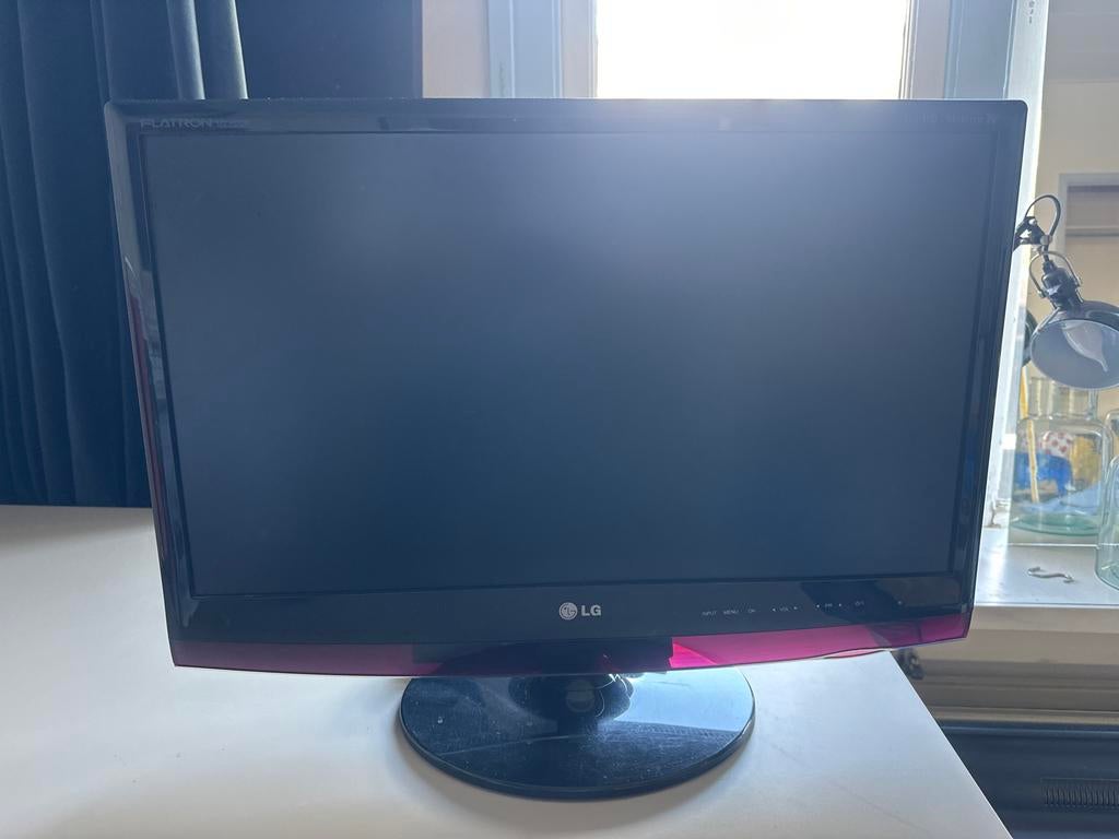 LG Flatron M2362DP-PZ 23 inch Full HD TV/Monitor, Ophalen, Zo goed als nieuw
