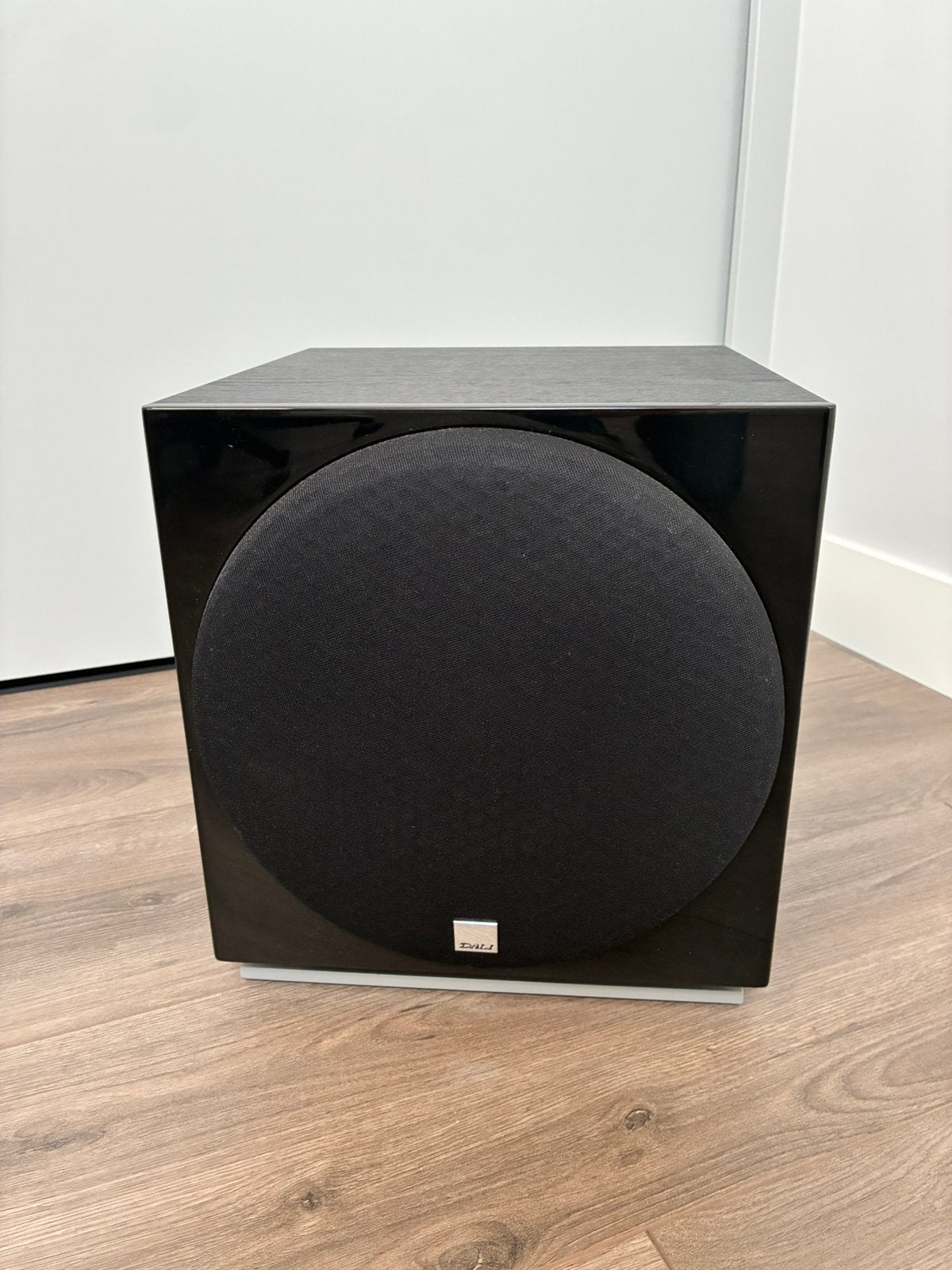 DALI Sub E-12 F subwoofer hifi homecinema, Subwoofer, Zo goed als nieuw, Dali, Ophalen