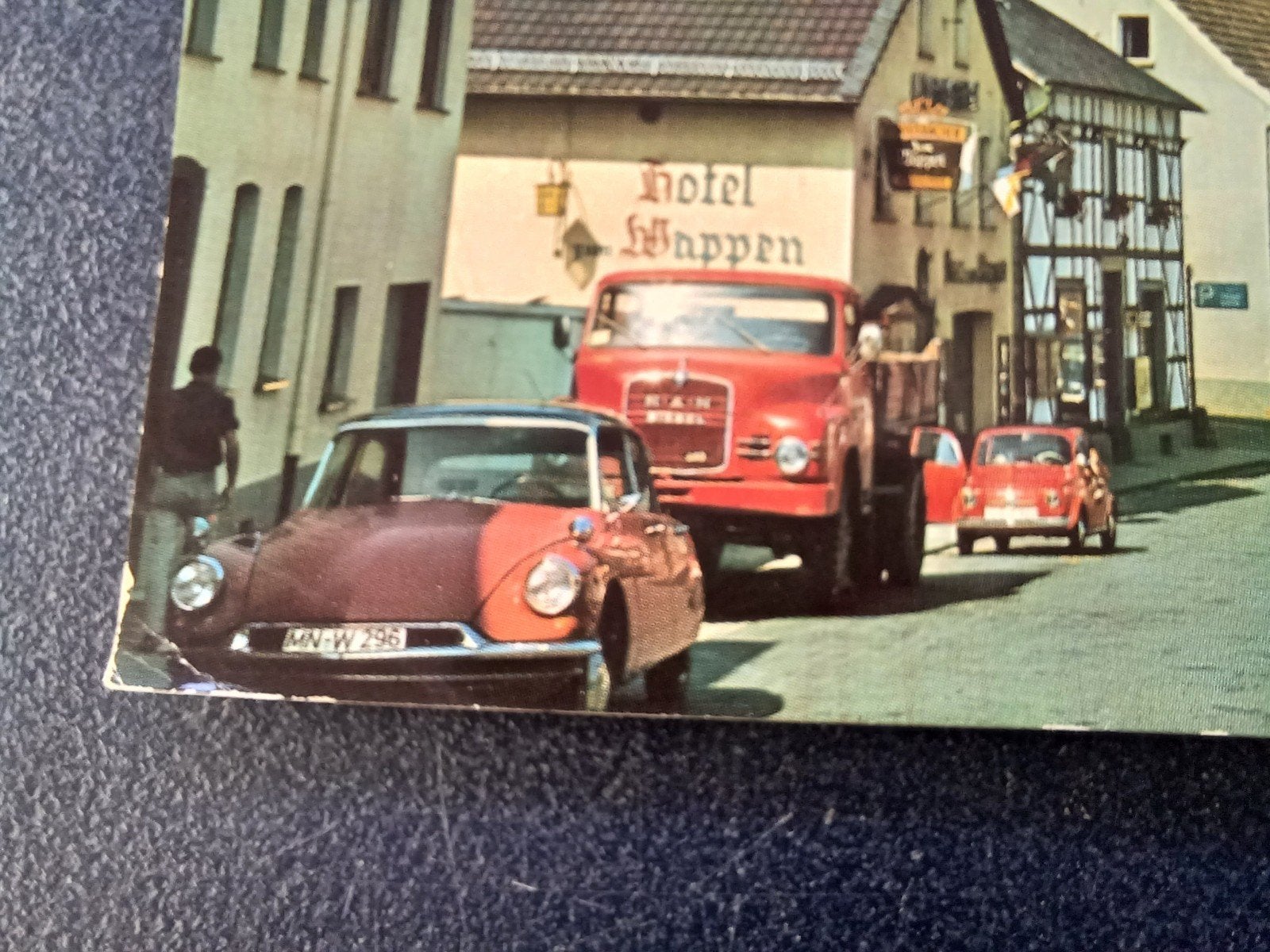 Reifferscheid Straatbeeld met auto's Citroen DS, MAN truck, Verzamelen, Ophalen of Verzenden, 1960 tot 1980, Gelopen, Duitsland