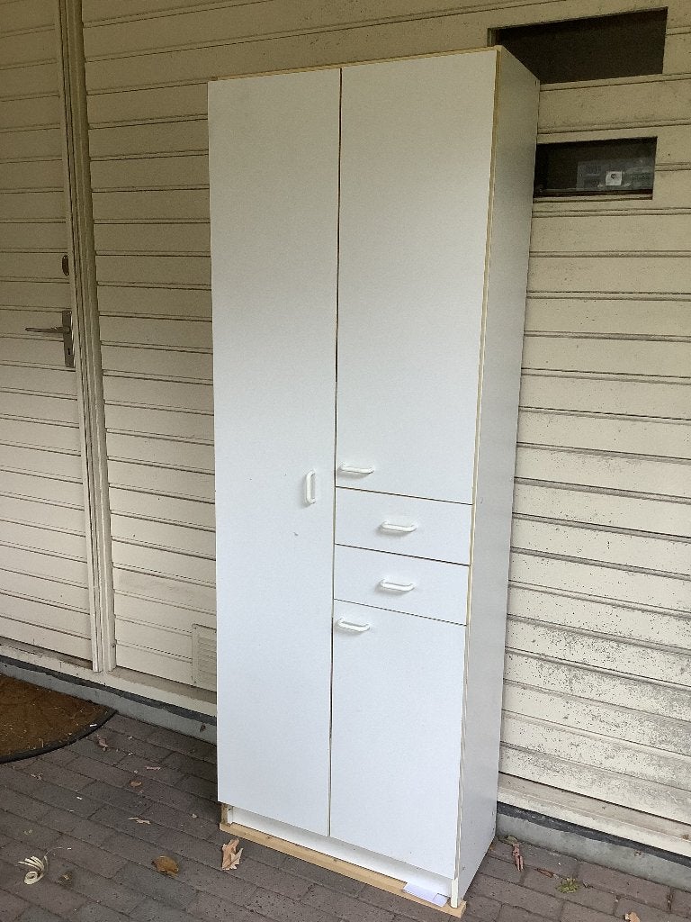 Gratis kast, opbergkast, Ophalen, Gebruikt, Hout, Overige typen