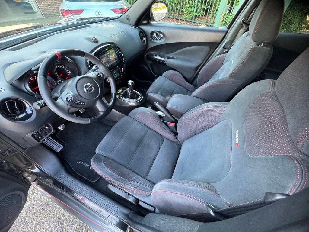 Nissan Juke 1.6 Turbo NISMO 200PK|Sportstoel|Carplay|Ecc|Cam, Auto's, Nissan, Voorwielaandrijving, Euro 5, 1618 cc, Gebruikt