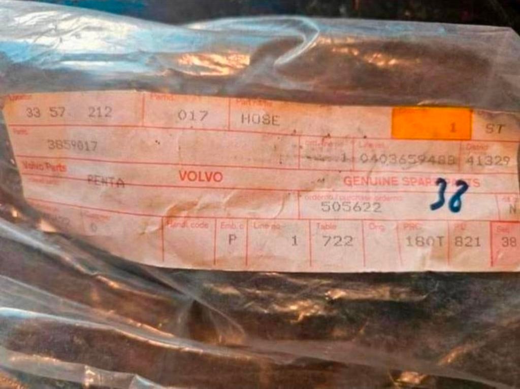 Volvo 3859017 hose, N, N, Nieuw, Ophalen of Verzenden
