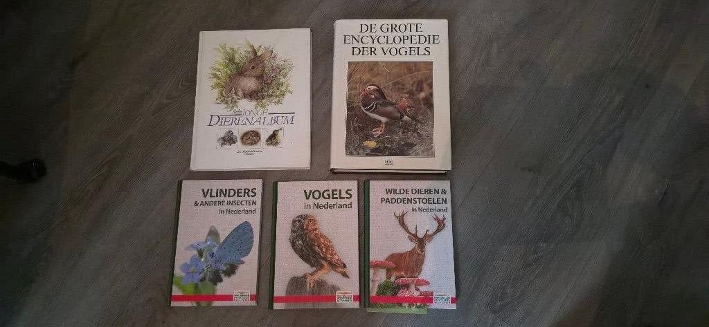 Natuurboeken: Vogels, Vlinders, Wilde Dieren & Paddenstoelen, Boeken, Ophalen of Verzenden, Gelezen, Overige diersoorten, Diverse auteurs