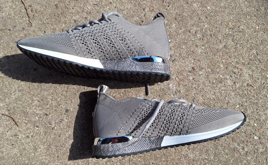 Zgan La Strada schoenen mt 36, Ophalen of Verzenden, Zo goed als nieuw, Sneakers of Gympen