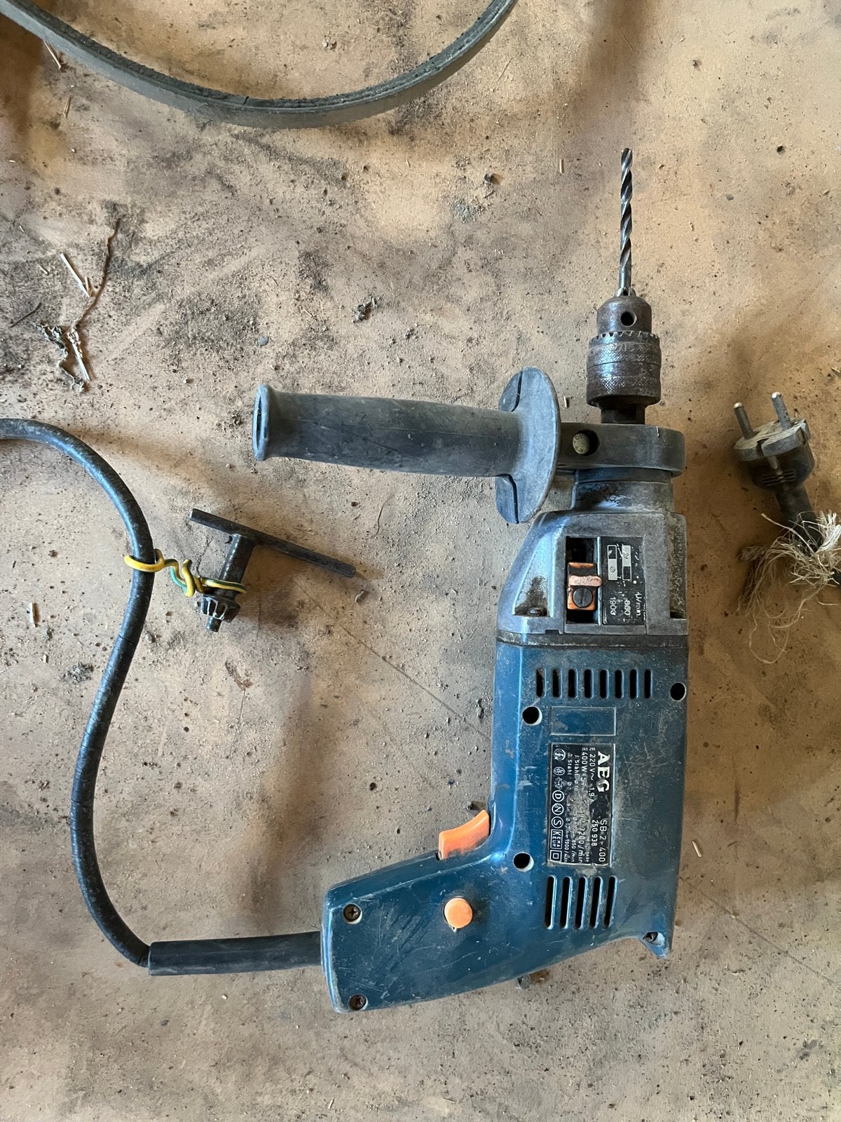 Boormachine AEG, Doe-het-zelf en Verbouw, Gereedschap | Boormachines, Ophalen, Gebruikt, Boormachine