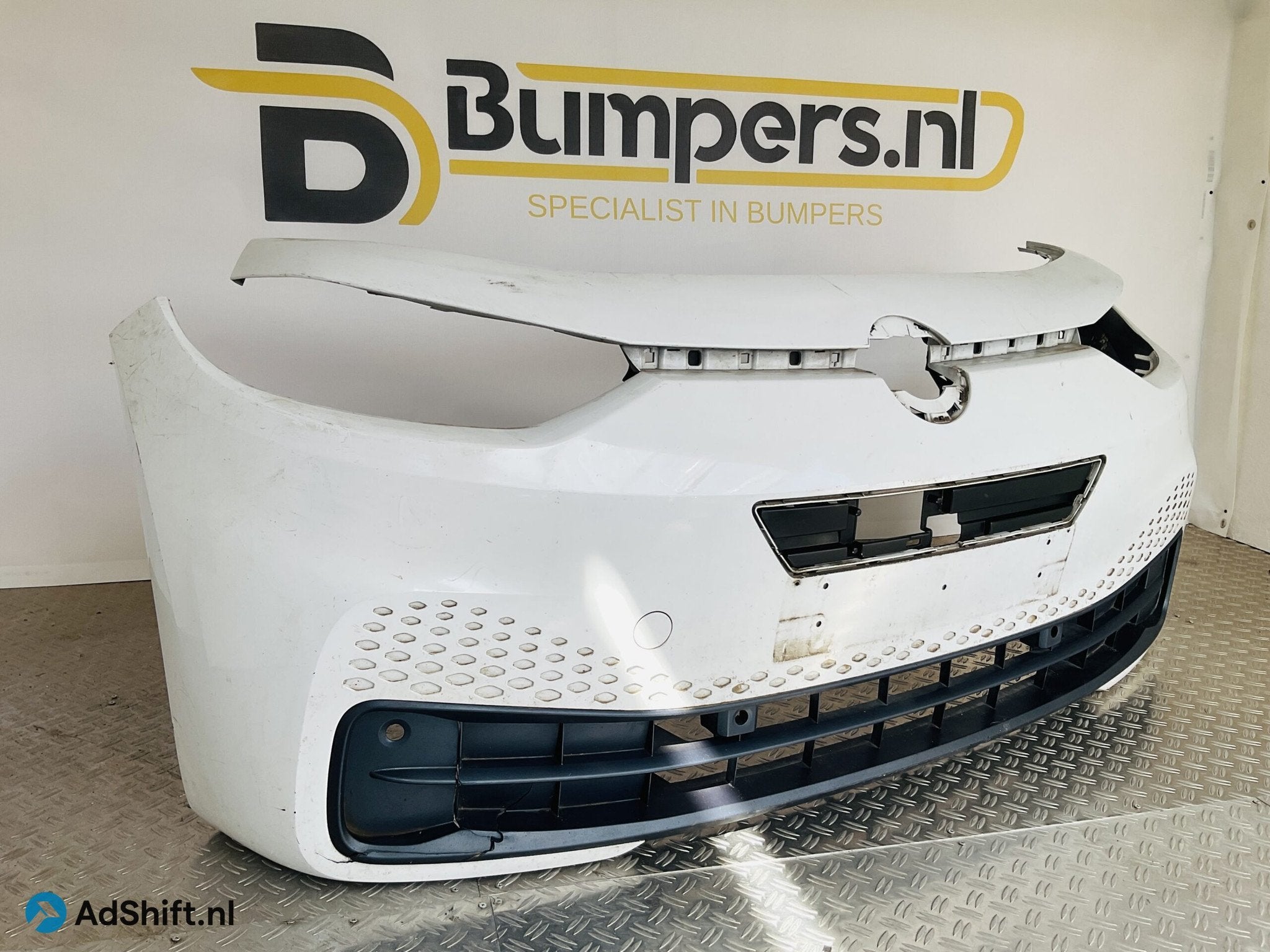 Bumper Volkswagen iD3 ID.3 4xpdc 2019-2022 10A807221 Voorbum, Bumper