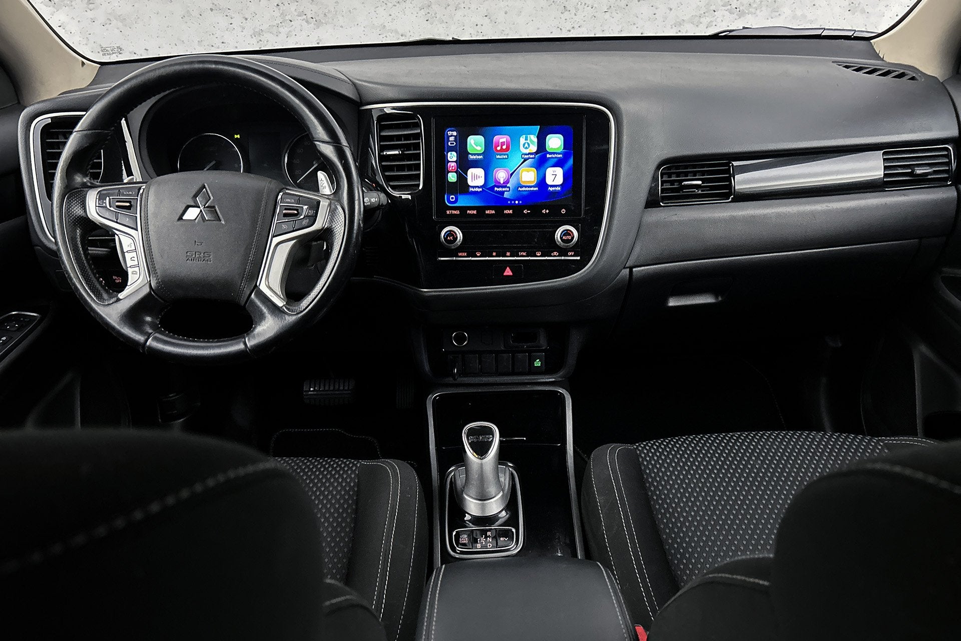 Mitsubishi Outlander 2.4 PHEV Pure | Trekhaak | Camera | Sto, Automaat, 4 cilinders, Wit, Origineel Nederlands