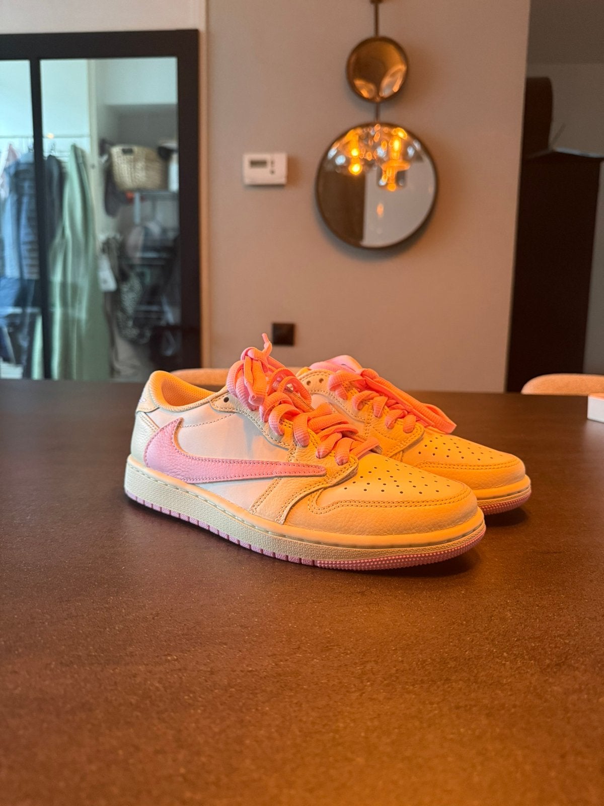 Nike Air Jordan 1 Low x Travis Scott “Shy Pink” –Maat 38.5, Ophalen, Nieuw