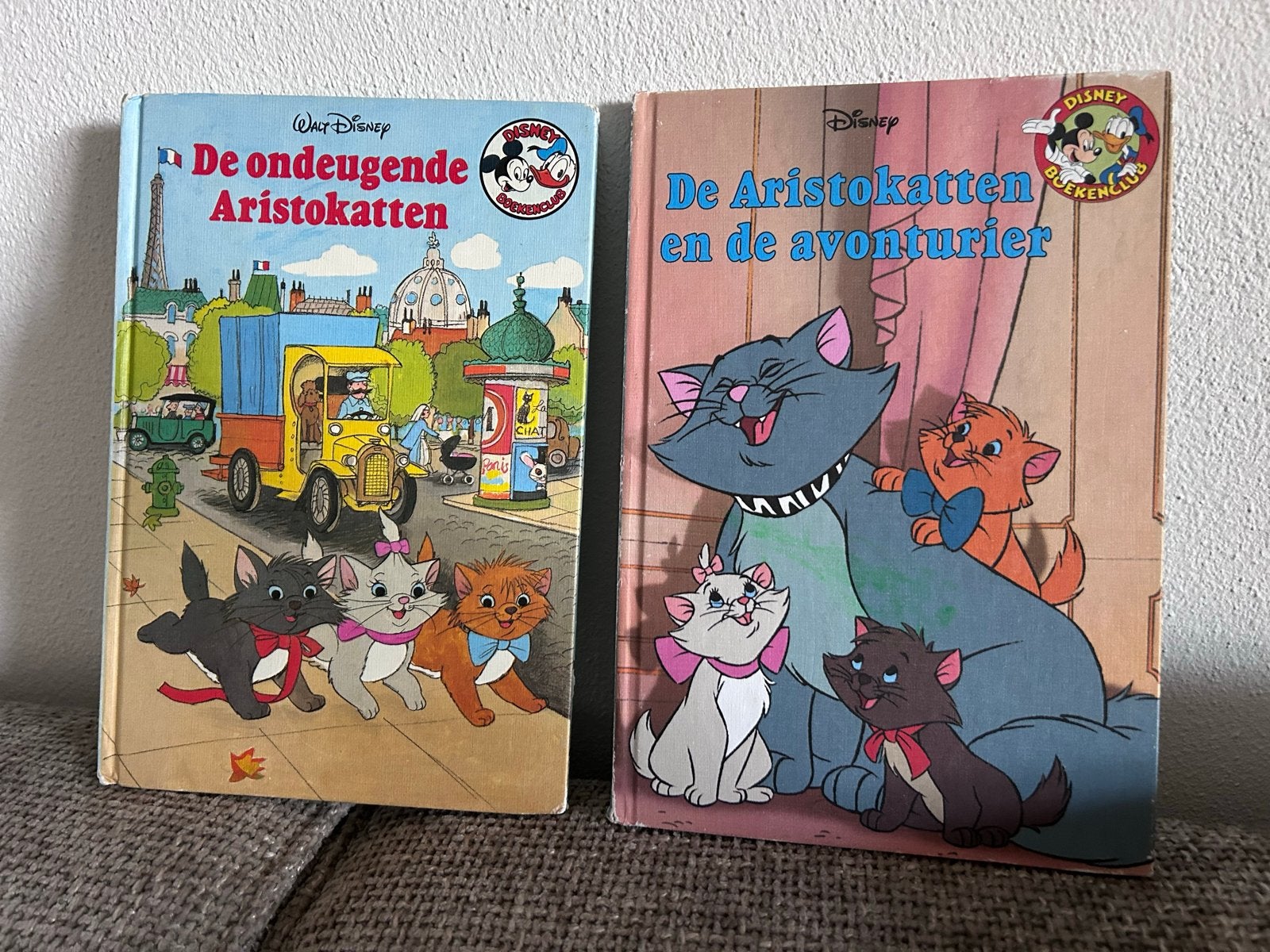 2 Disney club Aristokatten boeken De ondeugende Aristokatten, Ophalen of Verzenden, Gelezen, Sprookjes