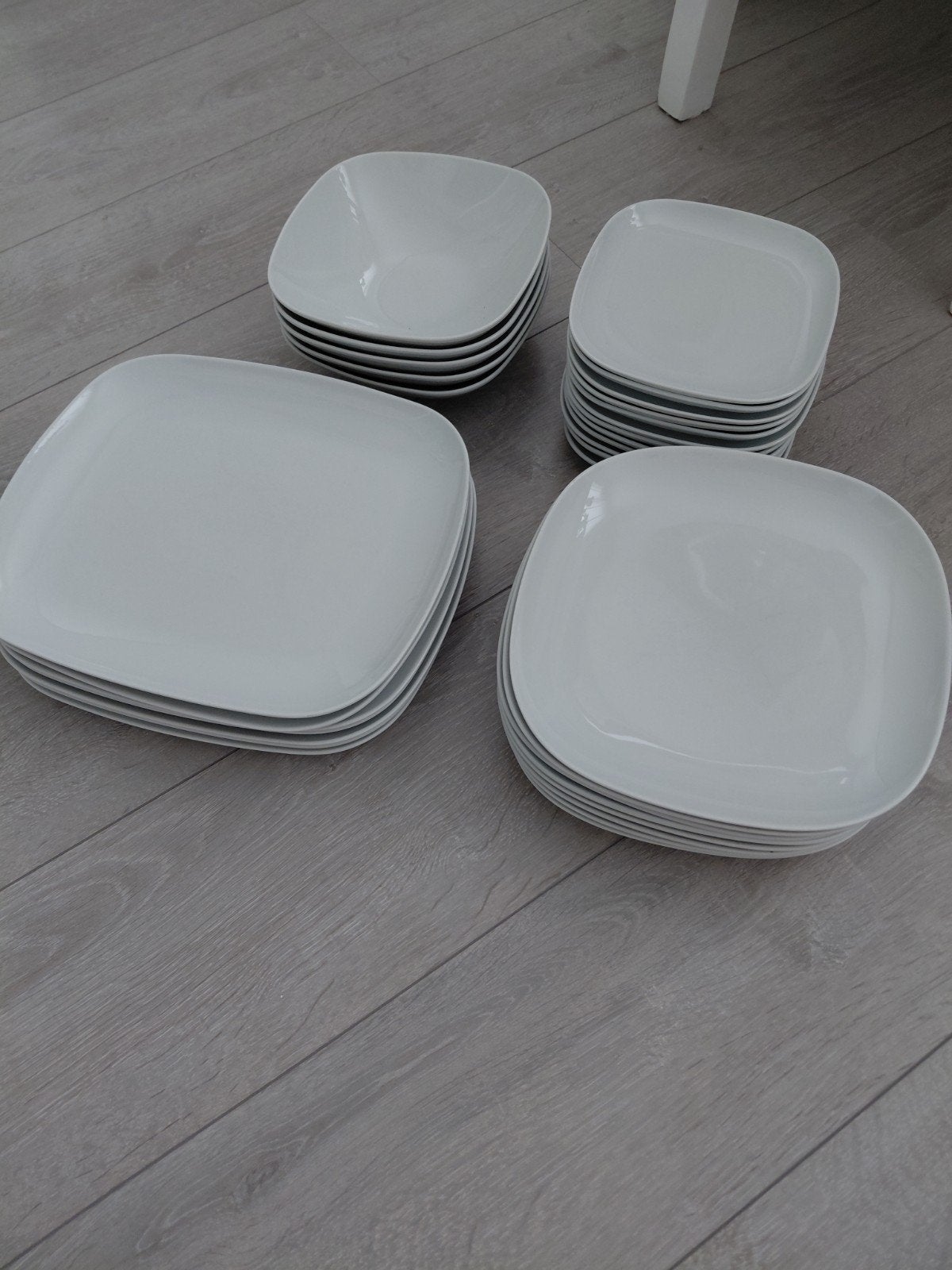 Servies wit., Ophalen, Zo goed als nieuw, Wit, Overige typen
