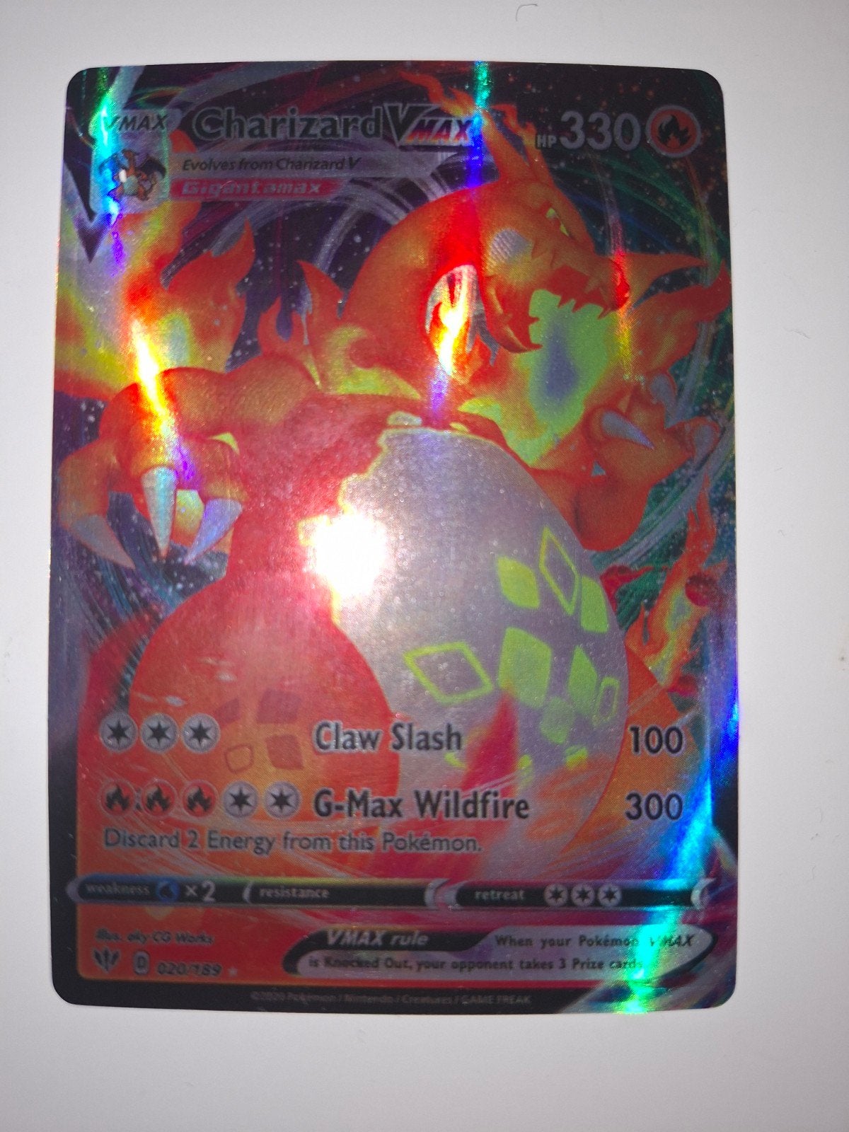 Charizard Vmax 020/189, Hobby en Vrije tijd, Ophalen of Verzenden, Nieuw, Meerdere kaarten