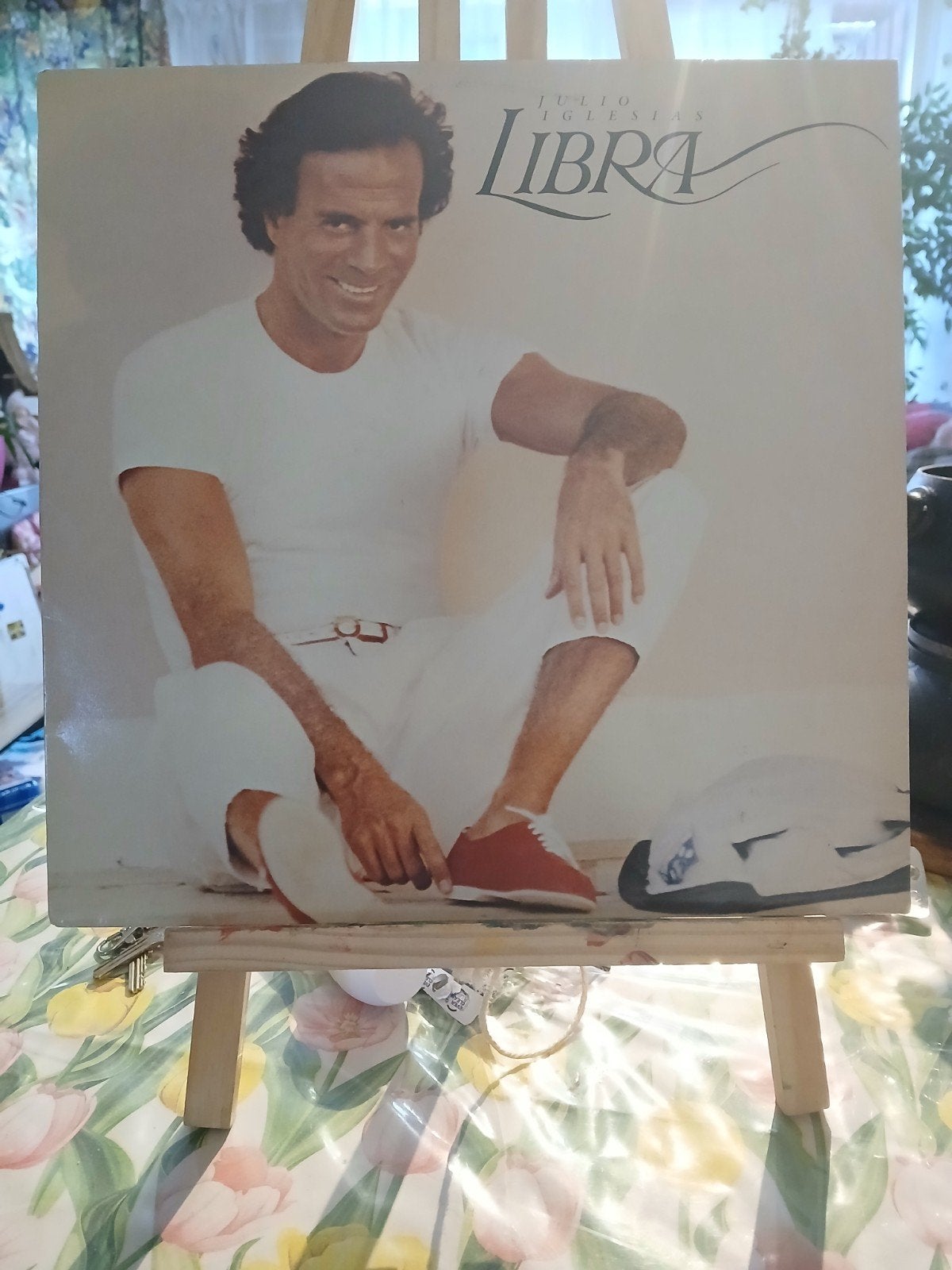 Julio Iglesias - Libra LP (1985), LP, Gebruikt, Pop, Ophalen of Verzenden