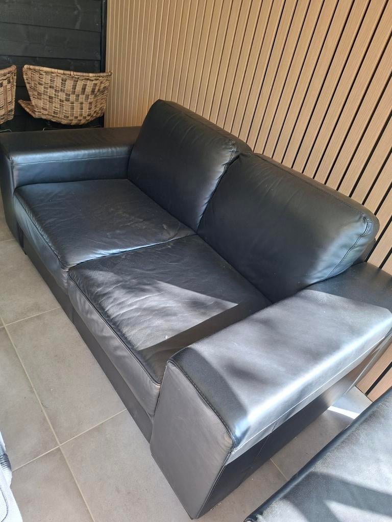 Gratis Natuzzi 2-zits en 2.5-zits bankstel - Zwart leer, Ophalen, Gebruikt, Overige maten, Rechte bank