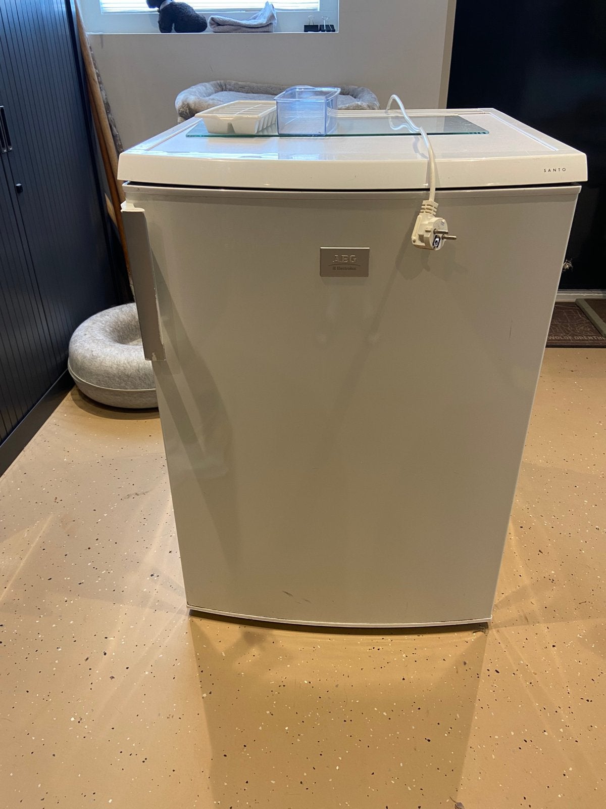 AEG koelkast, Gebruikt, 100 tot 150 liter, 45 tot 60 cm, Met vriesvak