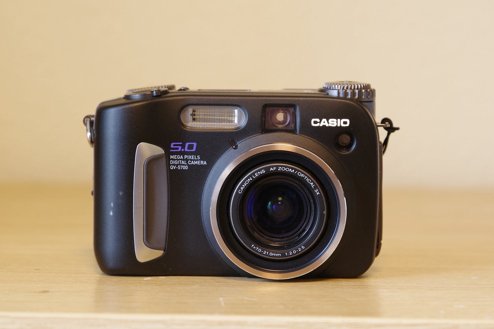 Casio QV5700., Casio, Geheugenkaart, Ophalen of Verzenden, Zo goed als nieuw