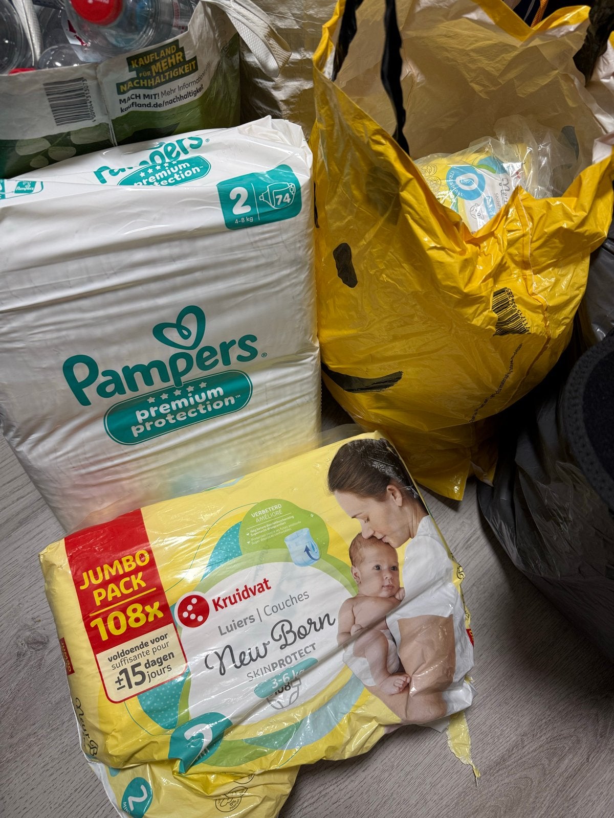 Newborn luiers maat 2 (Pampers & Kruidvat), Kinderen en Baby's, Ophalen, Nieuw