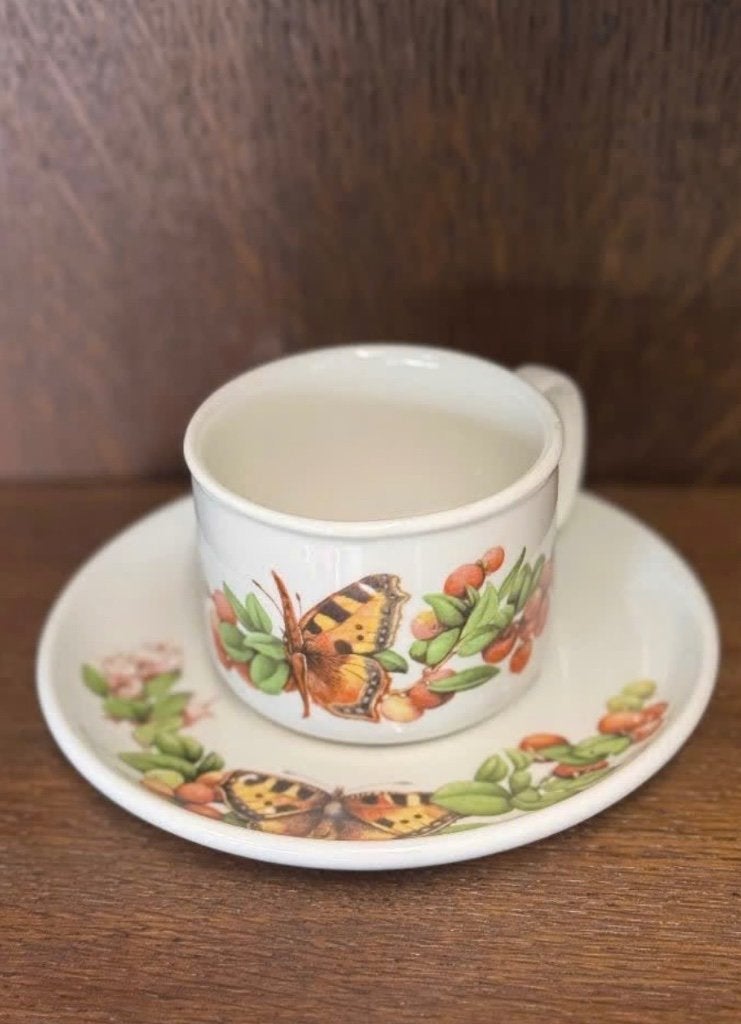 Marjolein Bastin vlinder Kop en Schotel Set, Ophalen of Verzenden, Zo goed als nieuw, Overige stijlen, Kop(pen) en/of Schotel(s)