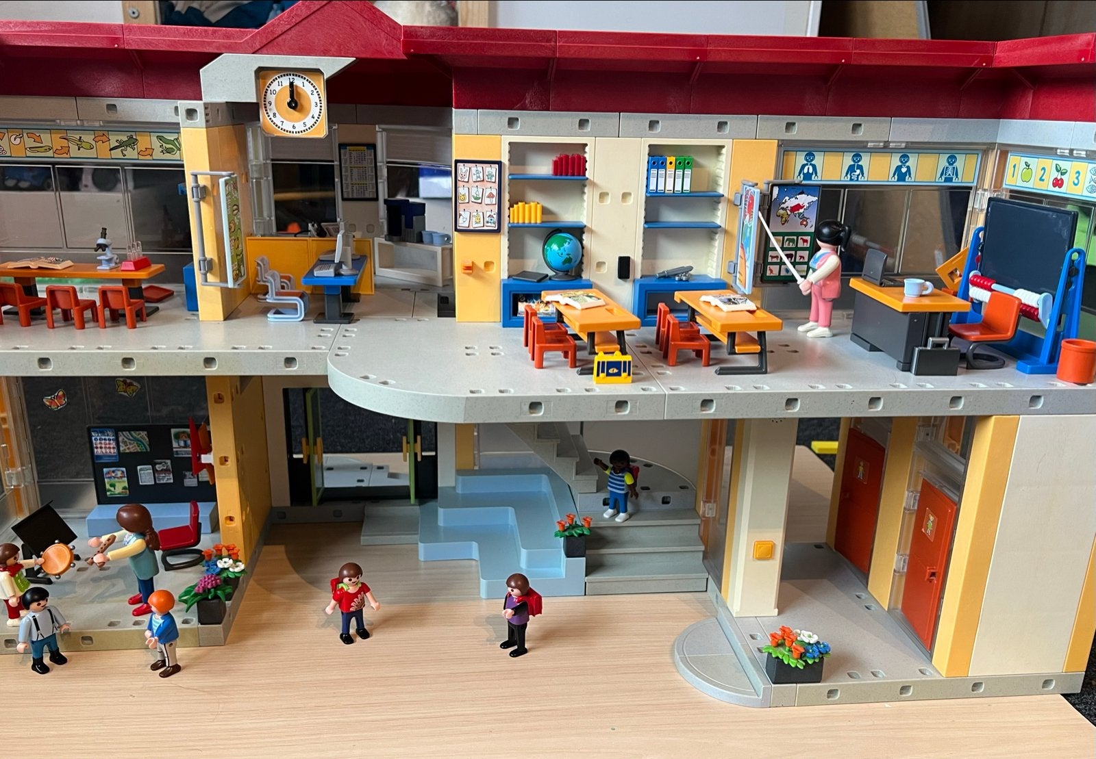 Playmobil Grote School met Inrichting (Bieden💰), Kinderen en Baby's, Speelgoed | Playmobil, Ophalen of Verzenden, Zo goed als nieuw