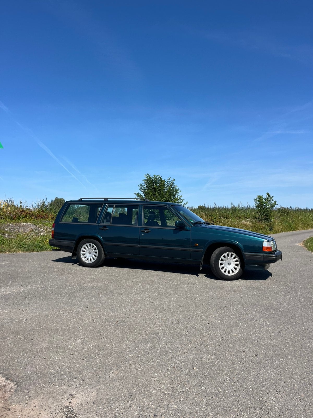 Volvo 940 2.3 IC 1997 Groen | Schakel/Benzine!, Auto's, Volvo, 4 cilinders, Origineel Nederlands, Handgeschakeld, Grijs