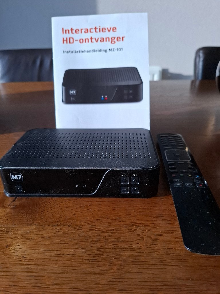 M7 Interactieve HD-ontvanger MZ-101 met afstandsbediening, Audio, Tv en Foto, Ophalen, Gebruikt, (Schotel)antenne-accessoires
