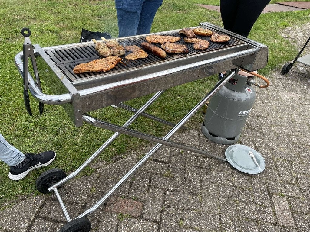 Verhuur slagers bbq, Ophalen, Zo goed als nieuw, Overige