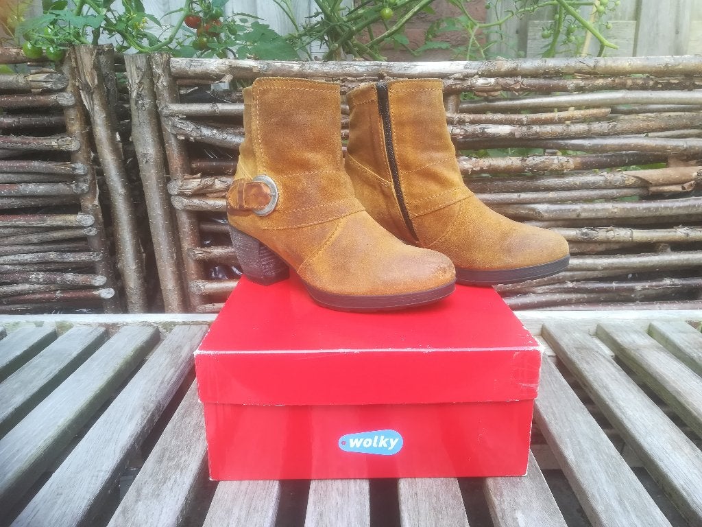 Wolky Laarzen Leer Bruin maat 38, Kleding | Dames, Schoenen, Wolky, Bruin, Lage of Enkellaarzen, Ophalen of Verzenden