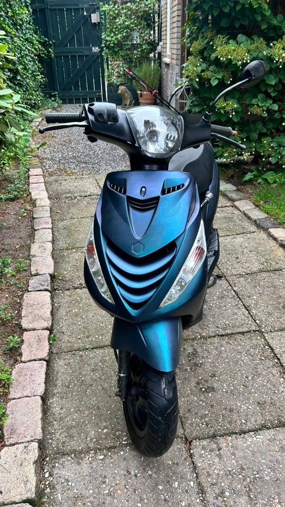Keurige Piaggio Zip - Goed onderhouden met mooie kappenset, Ophalen, Gebruikt, Maximaal 45 km/u, Zip