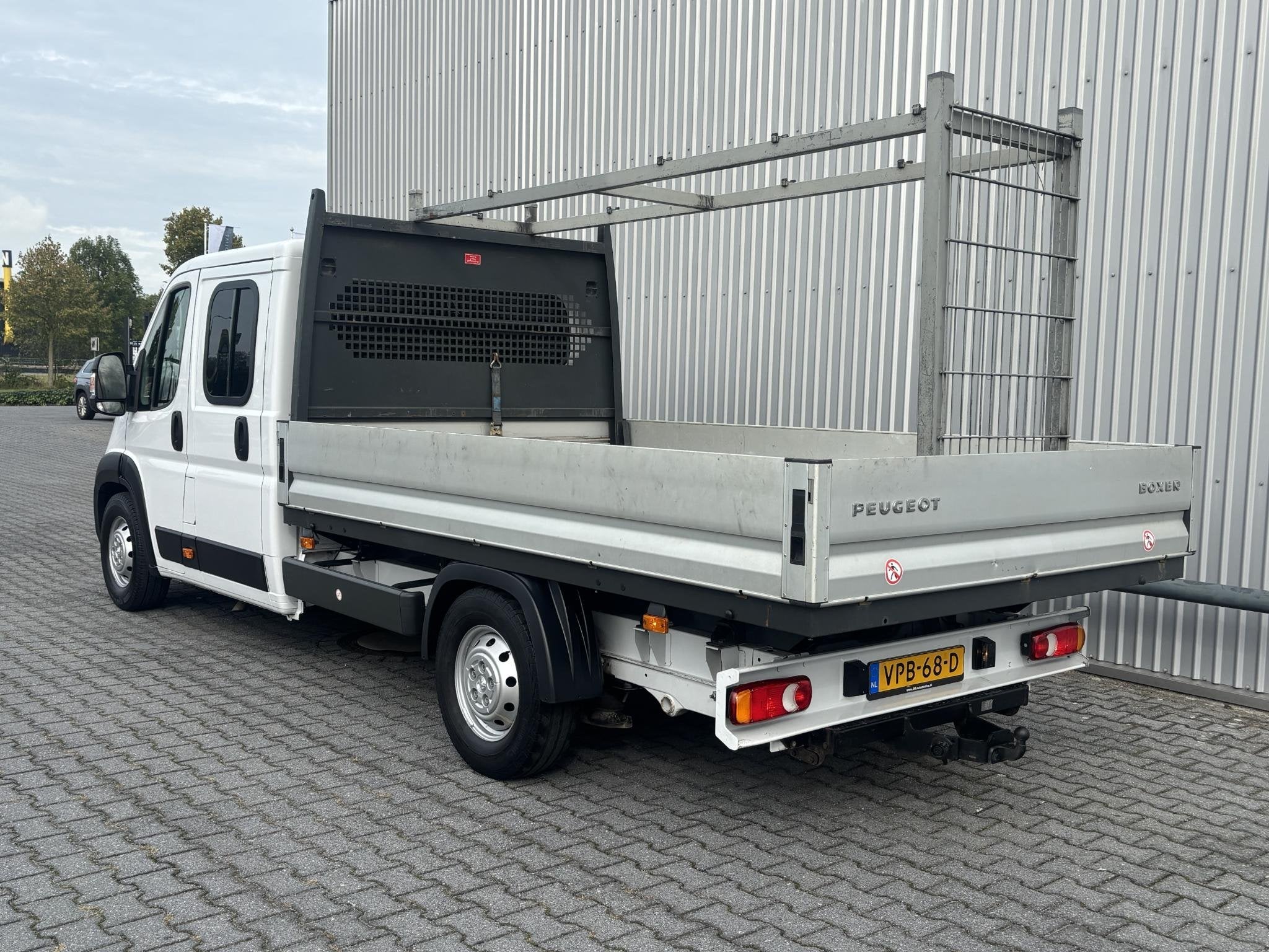 Peugeot Boxer 2.2 BlueHDi L4*LAADBAK*LUCHTVERING*HAAK*A/C*30, Auto's, Voorwielaandrijving, Stof, Gebruikt, 4 cilinders