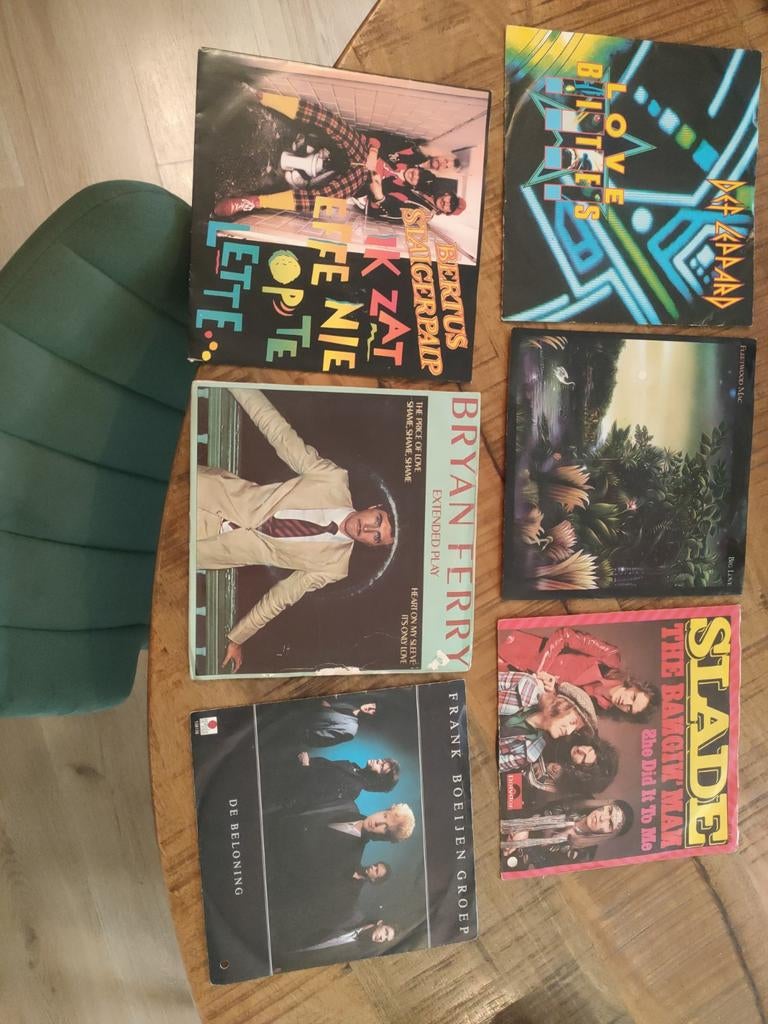 19 Singels Vinyl / 7 inch, Ophalen of Verzenden, Zo goed als nieuw, Pop