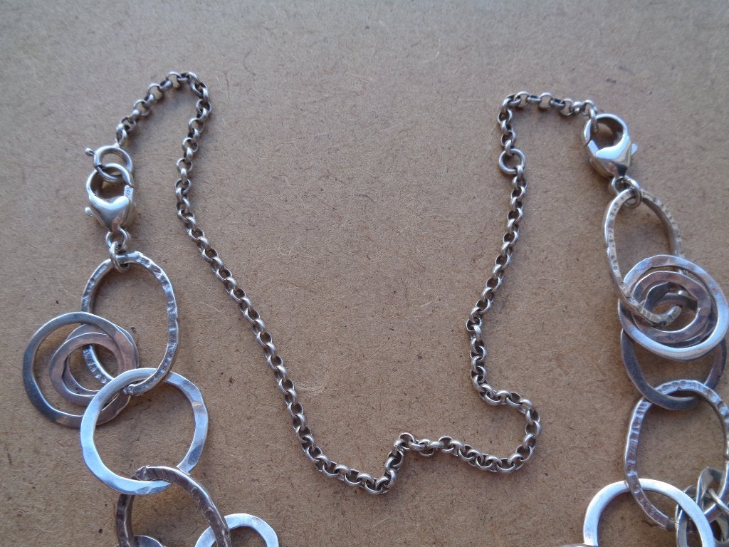 zilveren ketting of armband met massief hangers [1034], Verstelbaar, Ophalen of Verzenden, Zo goed als nieuw, Zilver
