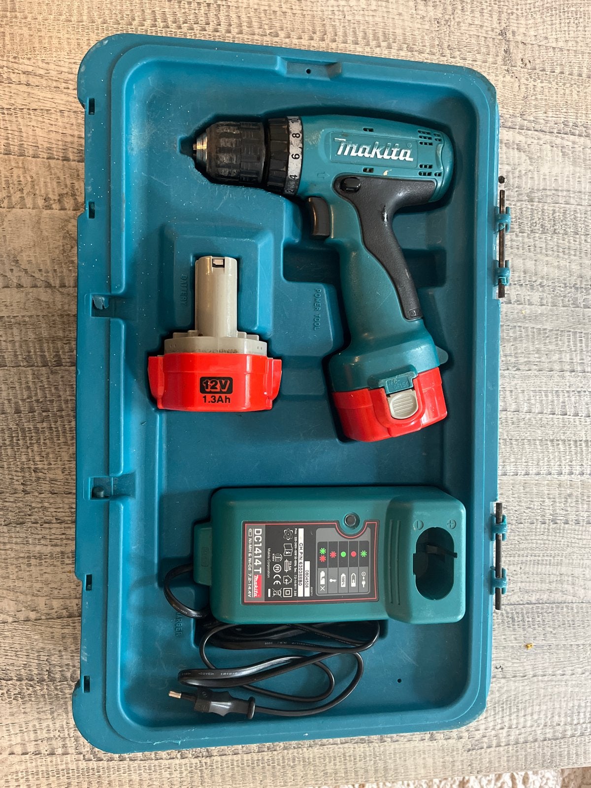 Makita Boor- en Schroefmachine, Doe-het-zelf en Verbouw, Ophalen, Gebruikt, Variabele snelheid, Boor- en Schroefmachine