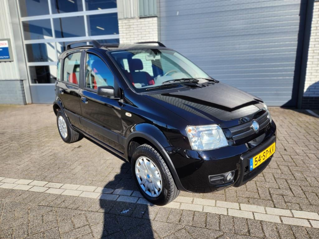 Fiat Panda 1.2 4X4 2006 Airconditioning, Auto's, Fiat, 40 €/maand, 1242 cc, Zwart, Origineel Nederlands
