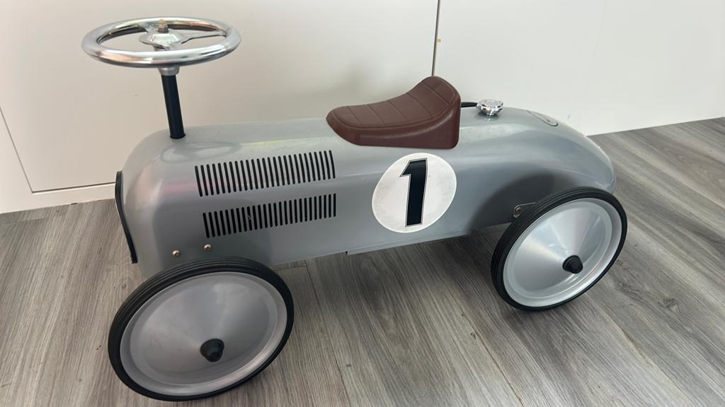 Retro loopauto, Kinderen en Baby's, Speelgoed | Buiten | Voertuigen en Loopfietsen, Ophalen, Gebruikt