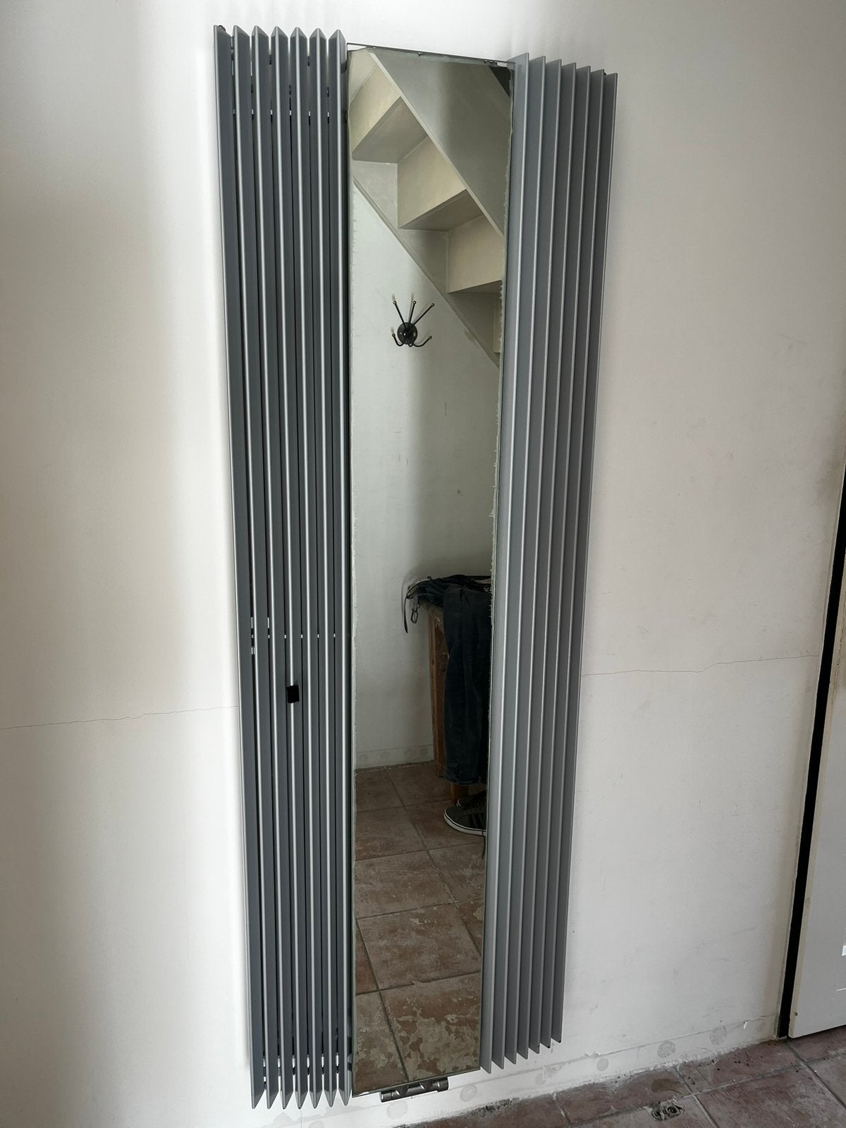 Design Radiator met spiegel, Ophalen