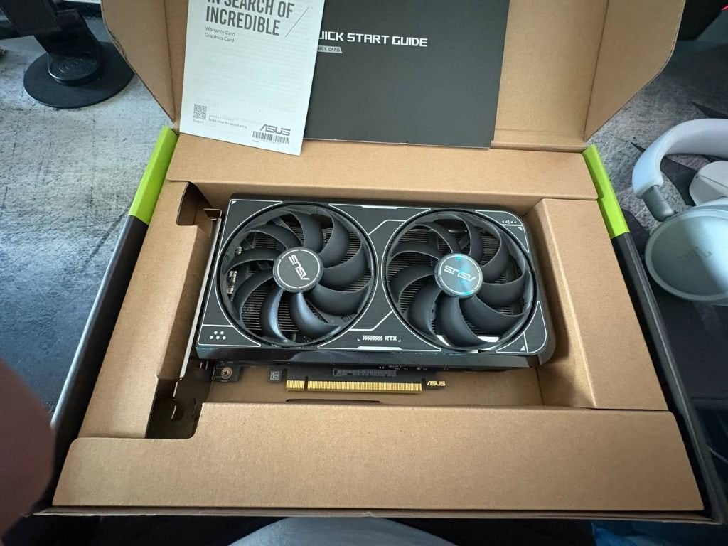 Gigabyte GeForce RTX 4060 OC 8GB, Ophalen, Gebruikt, GDDR6, PCI-Express 4