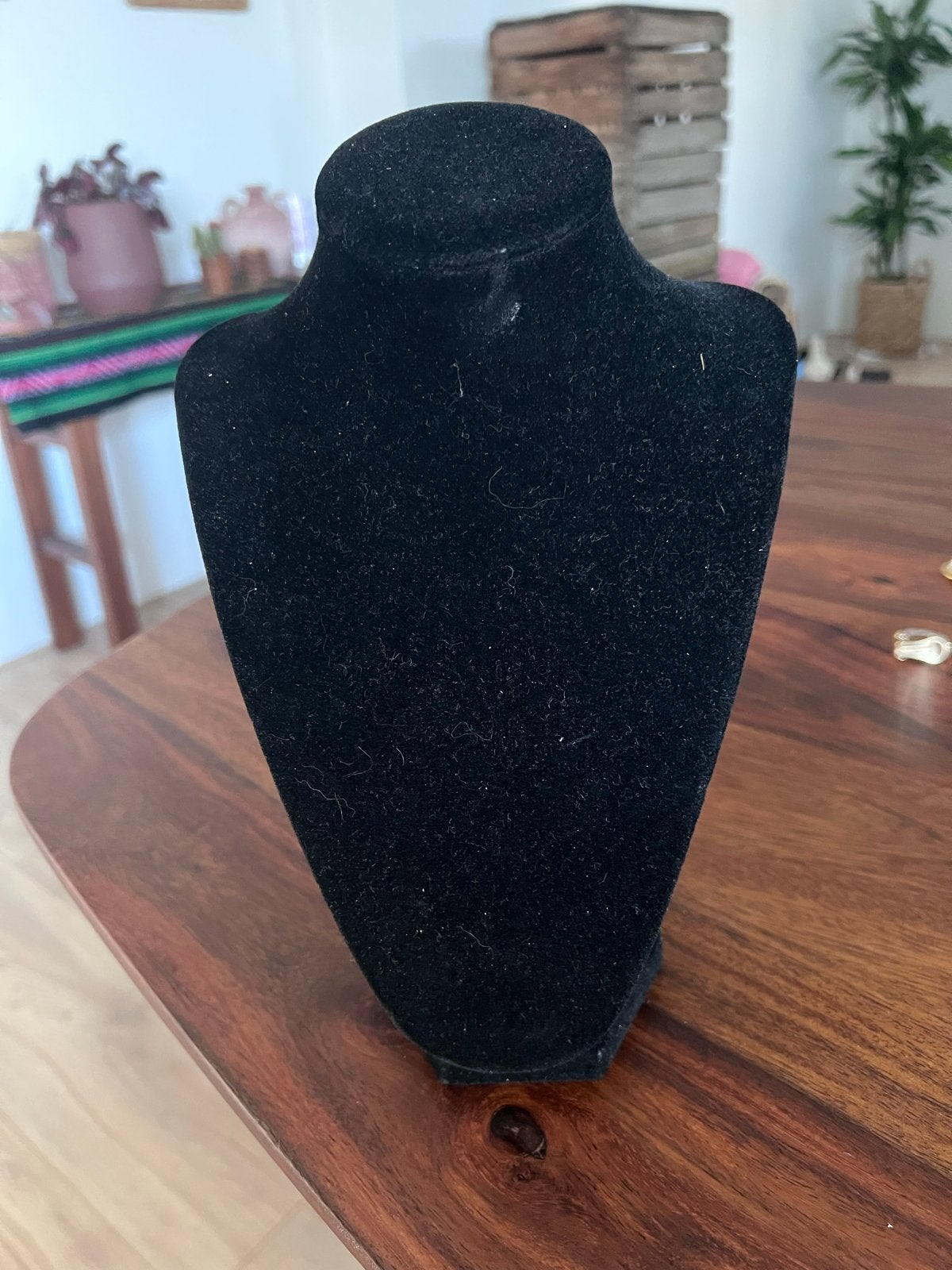 Zwart fluwelen sieraden display standaard, Sieraden, Tassen en Uiterlijk, Ophalen of Verzenden, Gebruikt