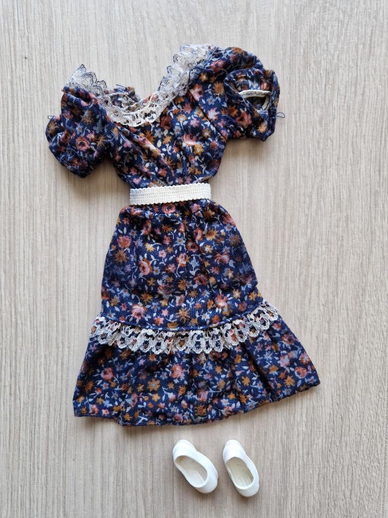 Tkp: vintage barbie Sindy set Springtime Sindy, Verzenden, Gebruikt, Kleertjes