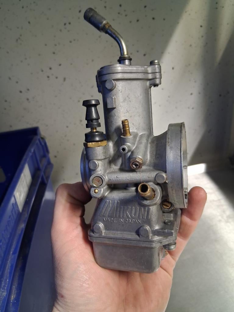 2x orginele mikuni kx125 carburateur, Fietsen en Brommers, Brommeronderdelen | Algemeen, Ophalen of Verzenden