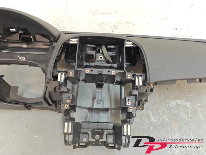Dashboard van een Opel Astra, Auto-onderdelen, Gebruikt, -, -, Opel