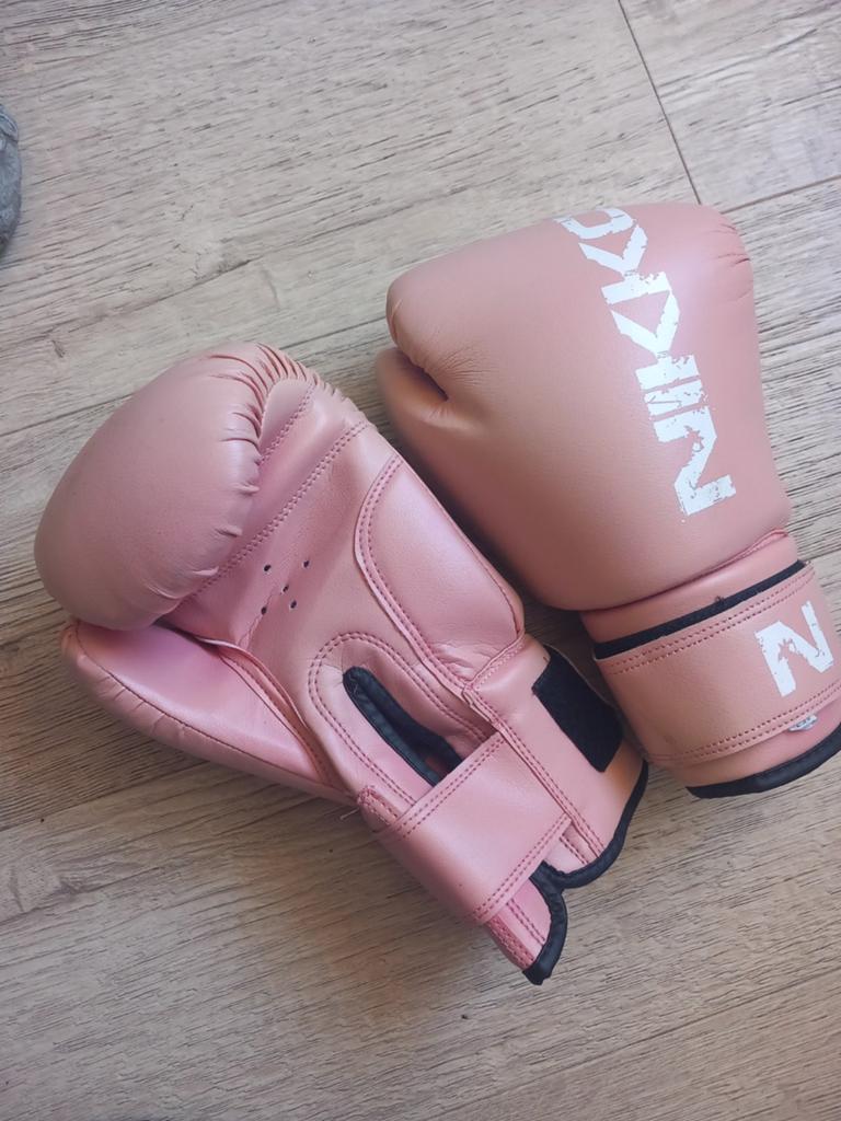 Nikko bokshandschoenen maat 10 oud rosé, Ophalen of Verzenden, Bokshandschoenen